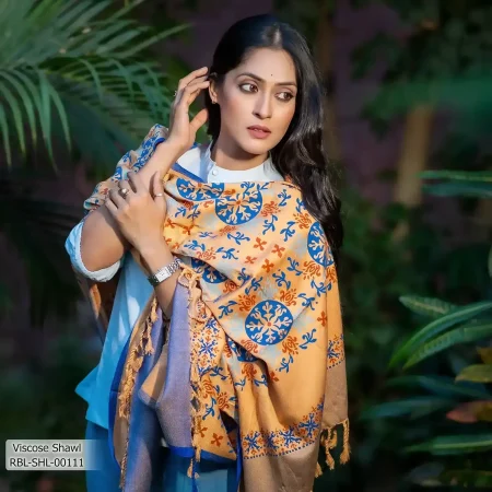 Winter Fashionable Shawl