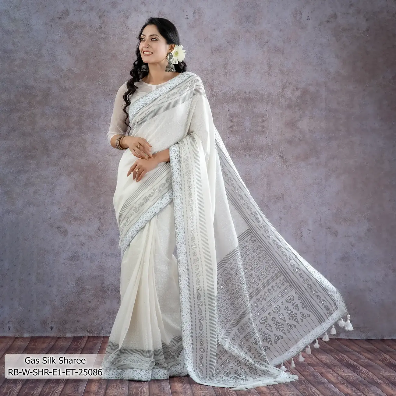 luxury Women’s Sharee